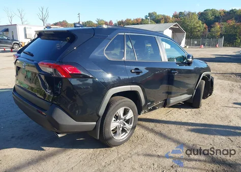 2024 Toyota Rav4 Hybrid Xle z USA, uszkodzony, nr VIN 4T3RWRFV2RU147653